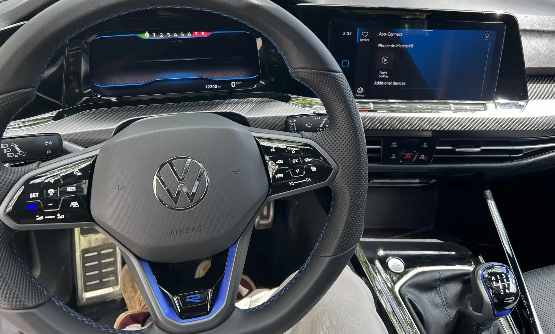 Golf R wheel and dash